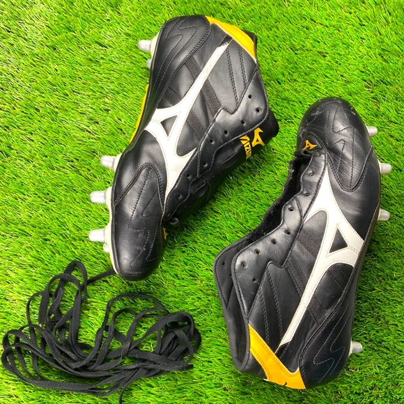 Mizuno Rugby cleats! - Picture 1 of 5